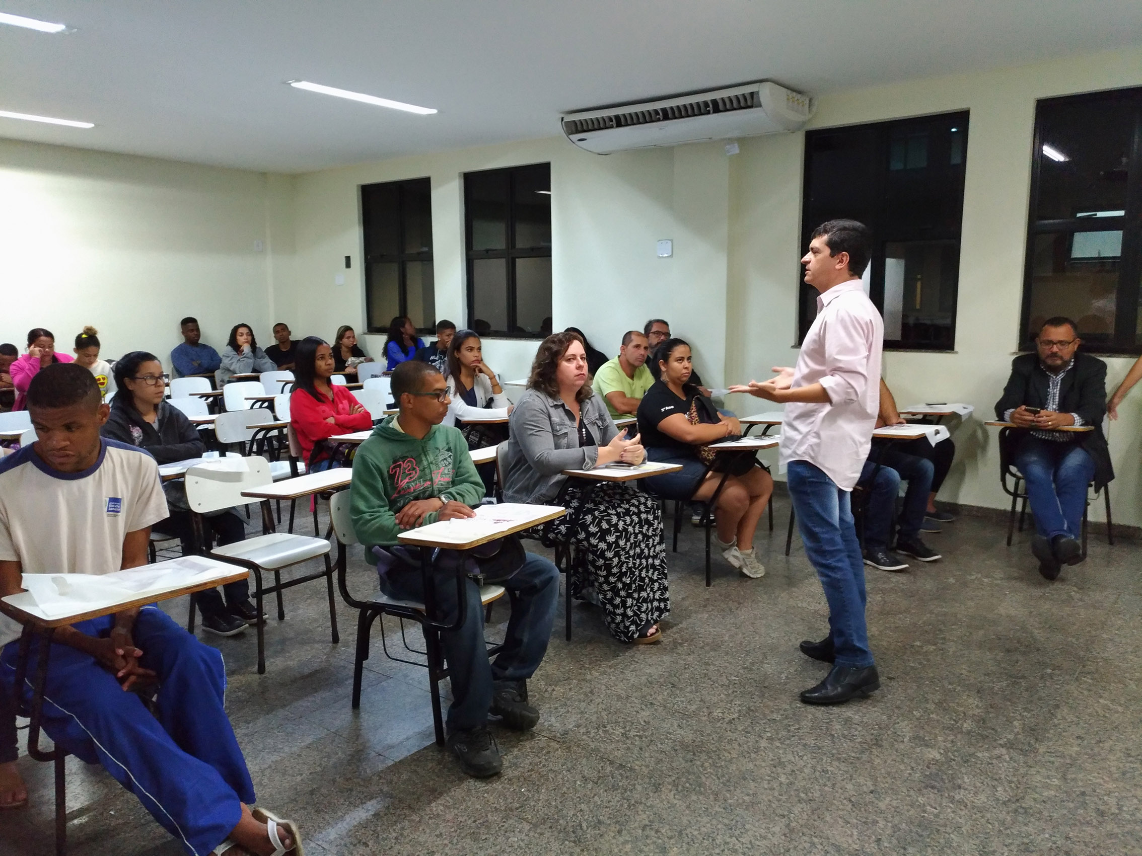 Palestra explica como é possível melhorar as notas jogando xadrez – 30 de  maio – Universidade Candido Mendes – Campos